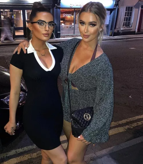 Left or Right chav