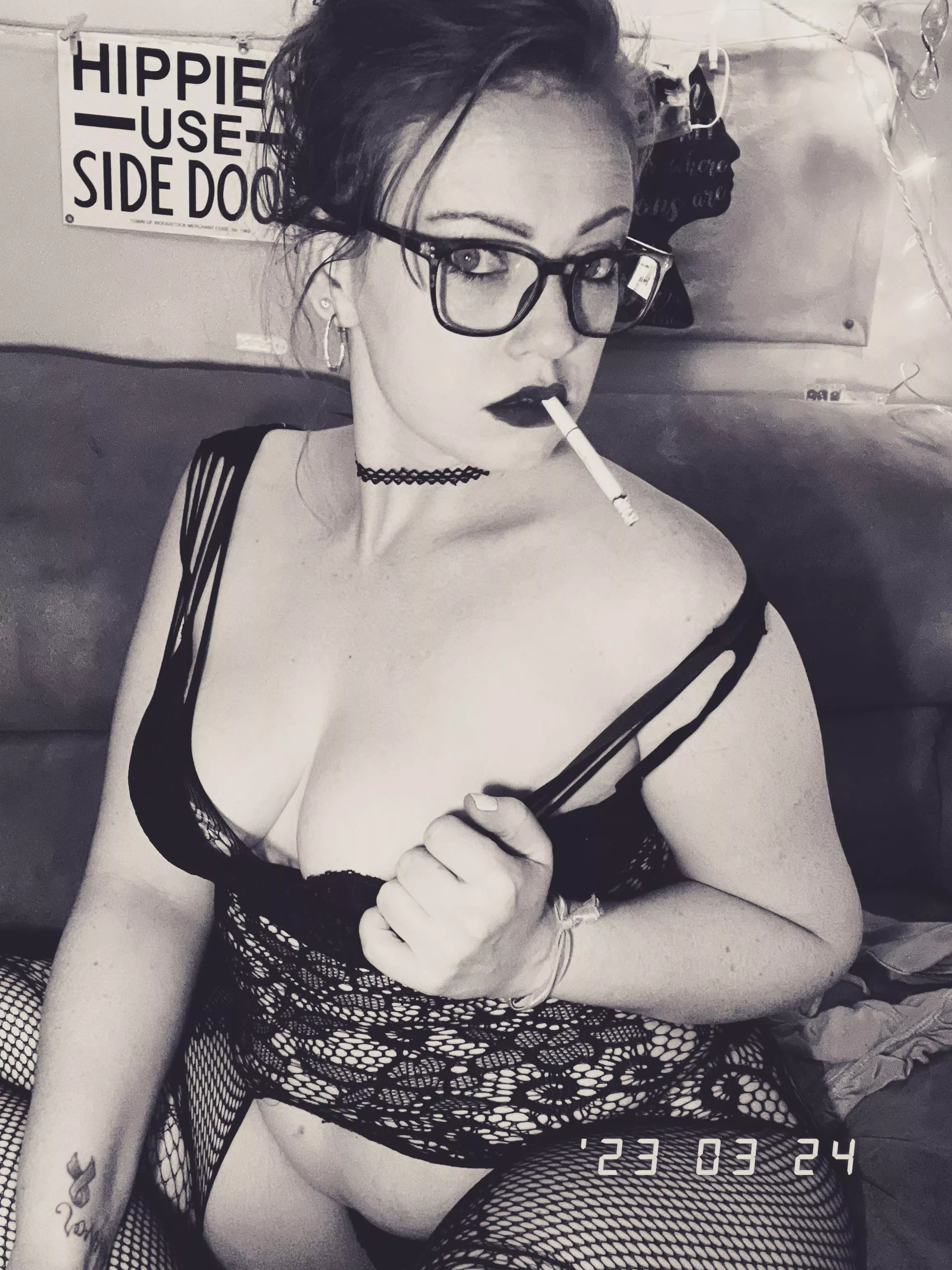 Rainy Saturday nights are too lonely