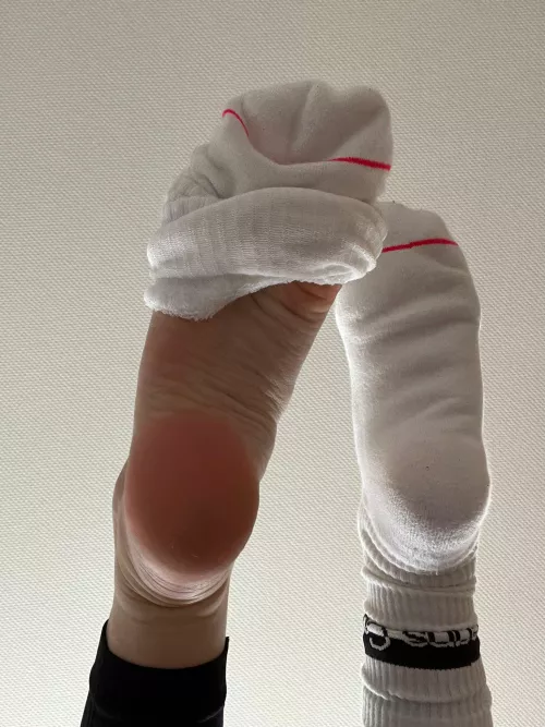 Taking it off slowlyyy