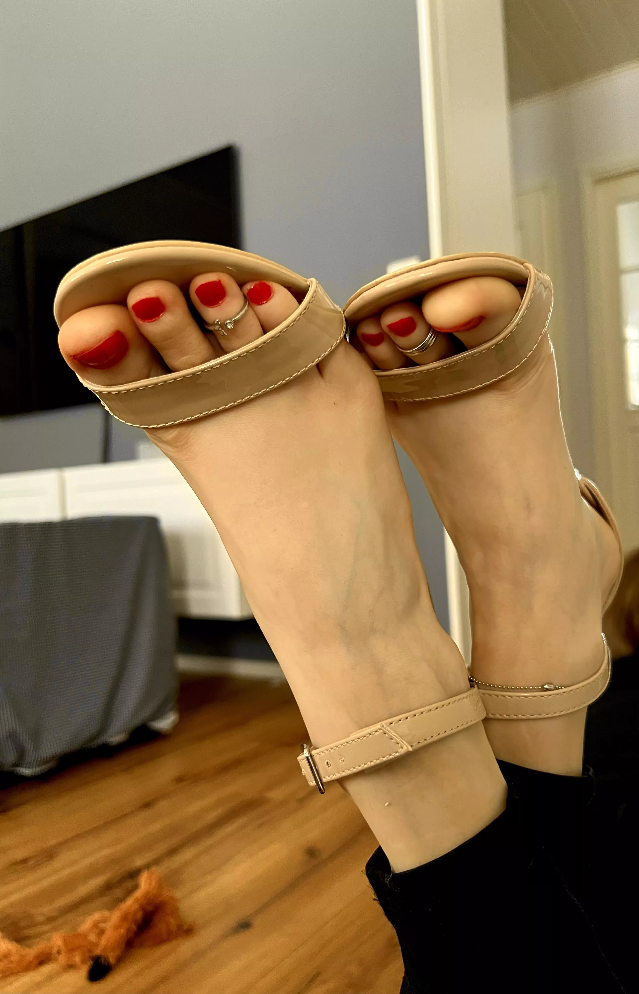 Wanna bury your face here 😏