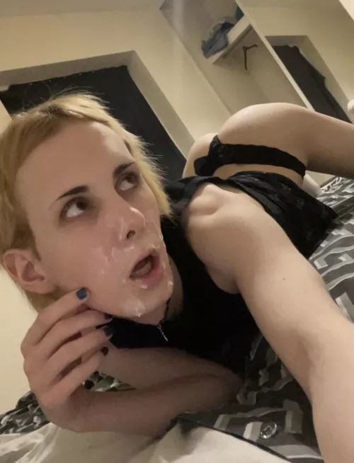 Want my pussy filled with cum too ❤️❤️