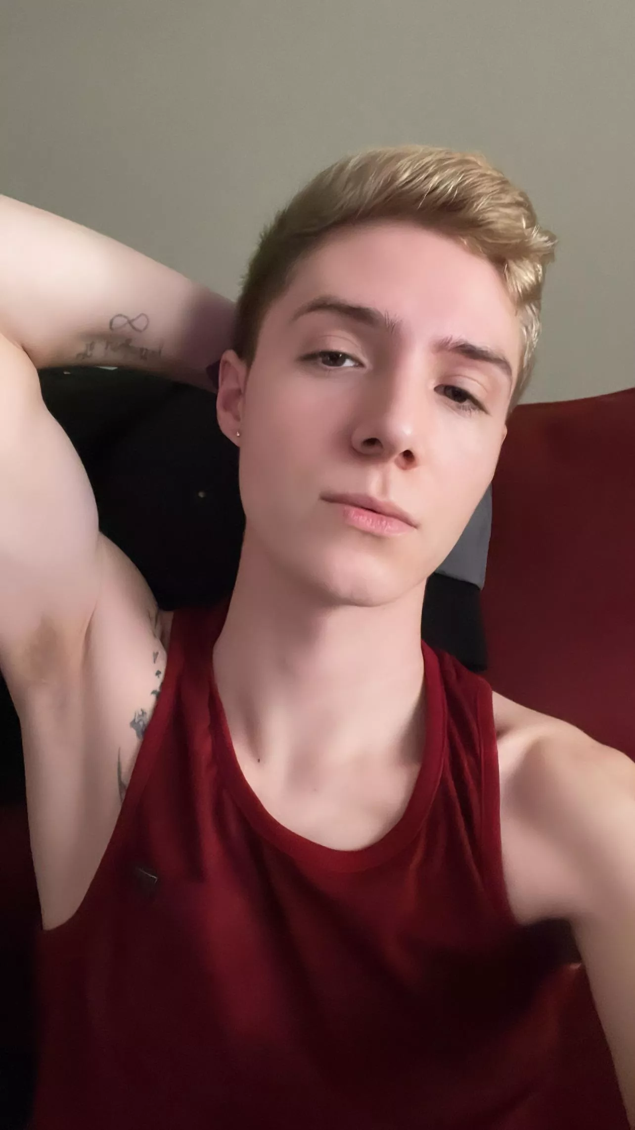 Weekends are for gaming! Fortnite, dbd, Fallout 4/76, Cyberpunk are some of my favs!