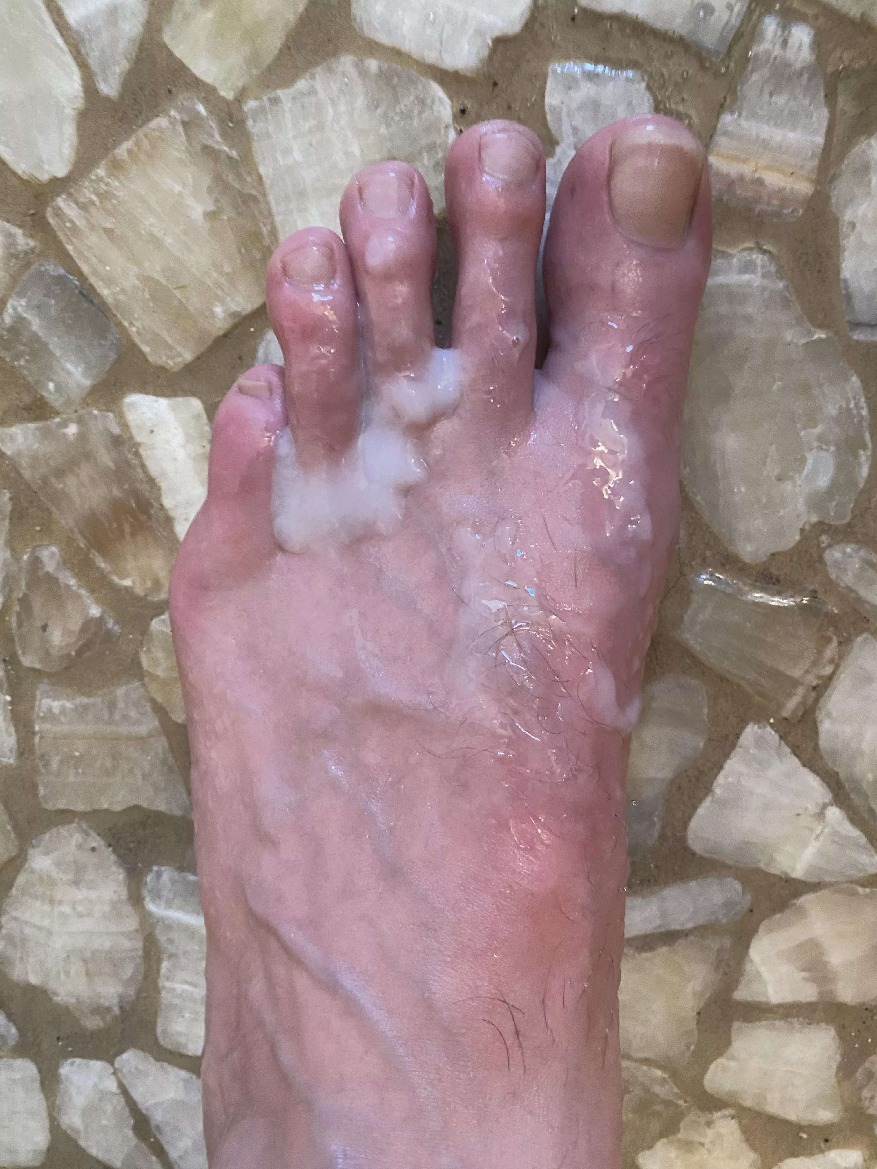 Who wants to lick my cum off my feet?
