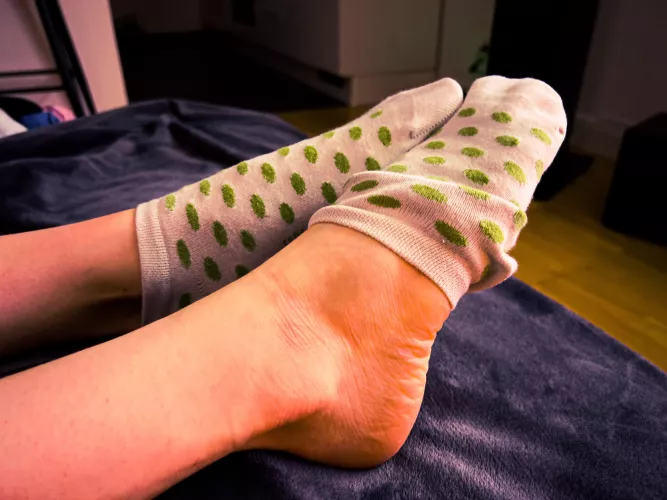 Would you help me to take off my socks?