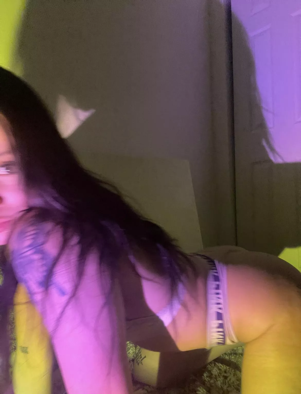 your favorite tatted slut 👅😘