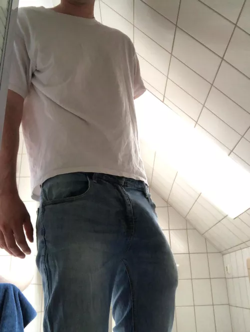 almost reaches my knees