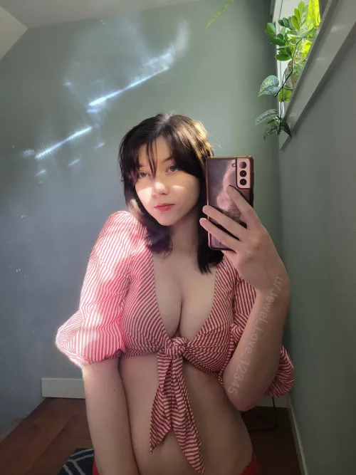 Am I girlfriend material?