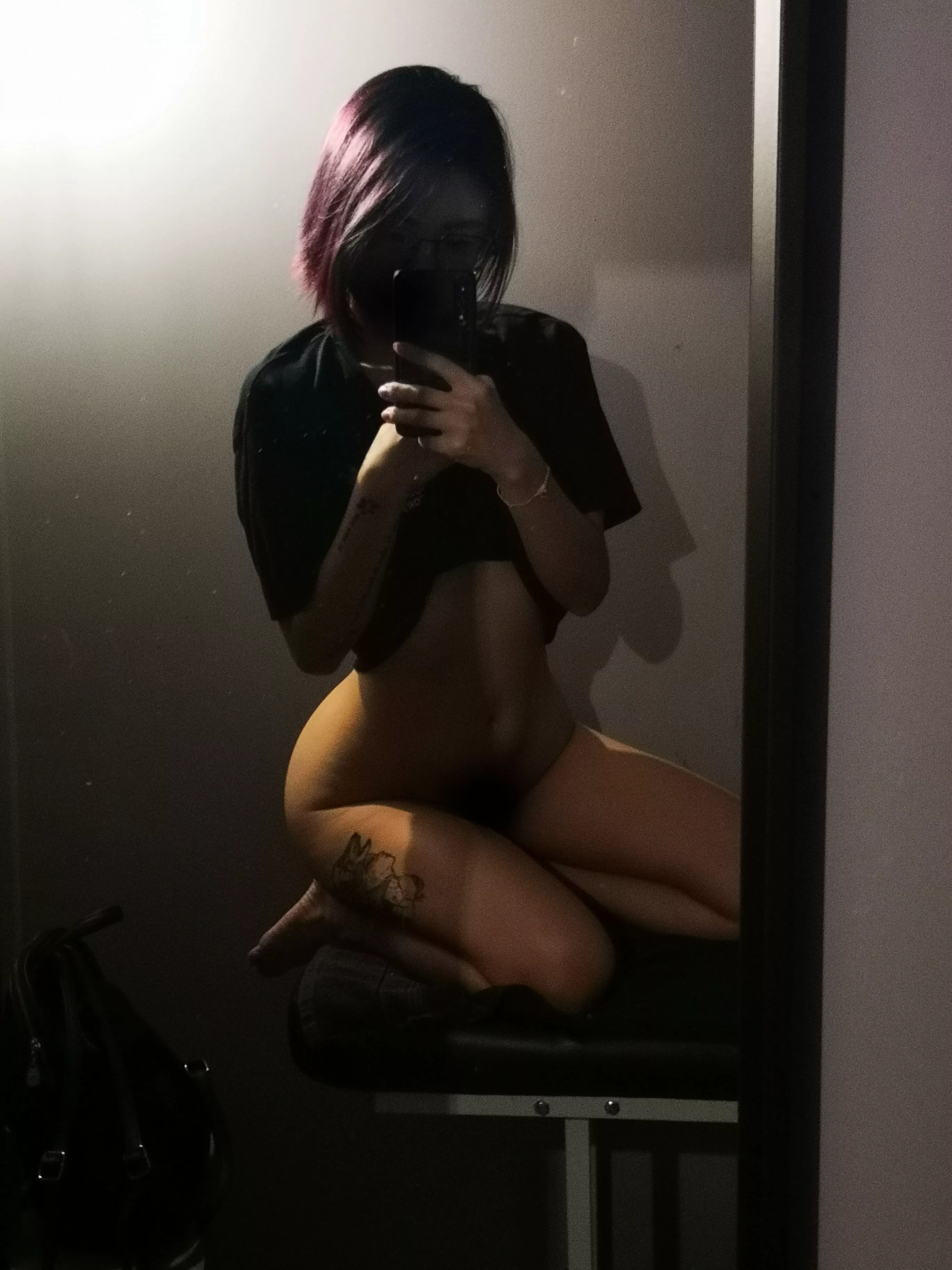 Crouching tiger 🐅, hidden pussy🌸