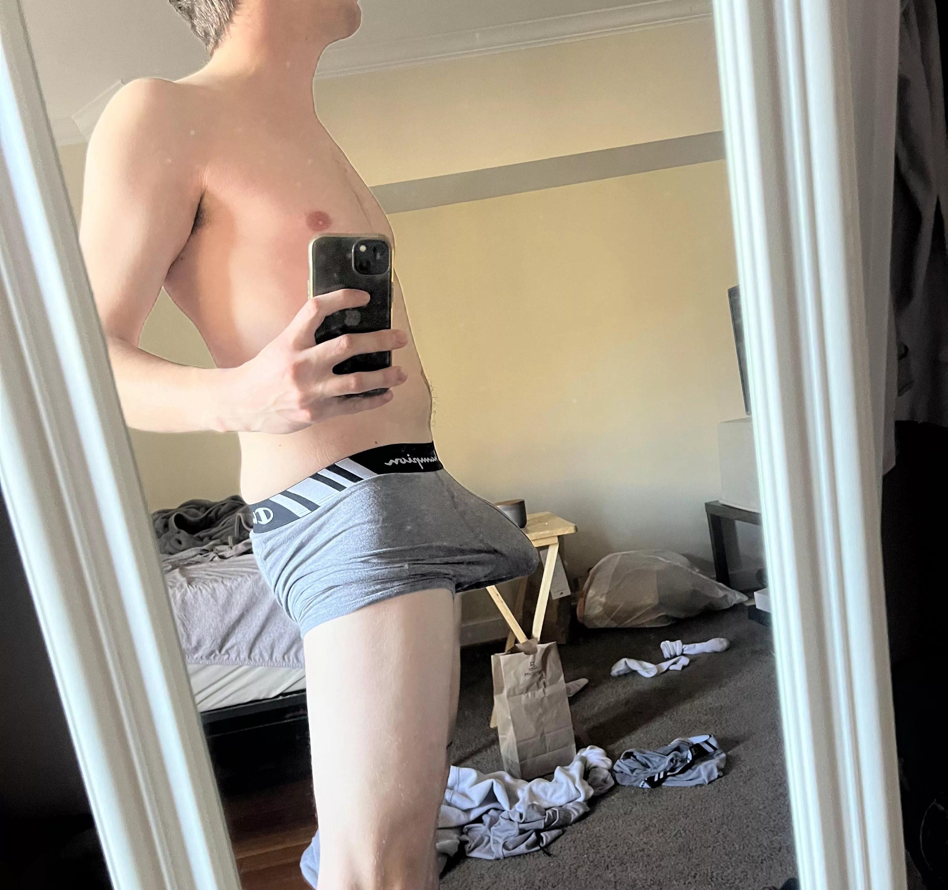 Dont roast the dirty room lol just cleaned it after