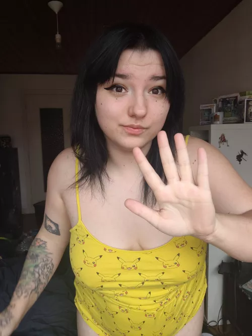 Favorite Pokemon ? Sneasel without a doubt