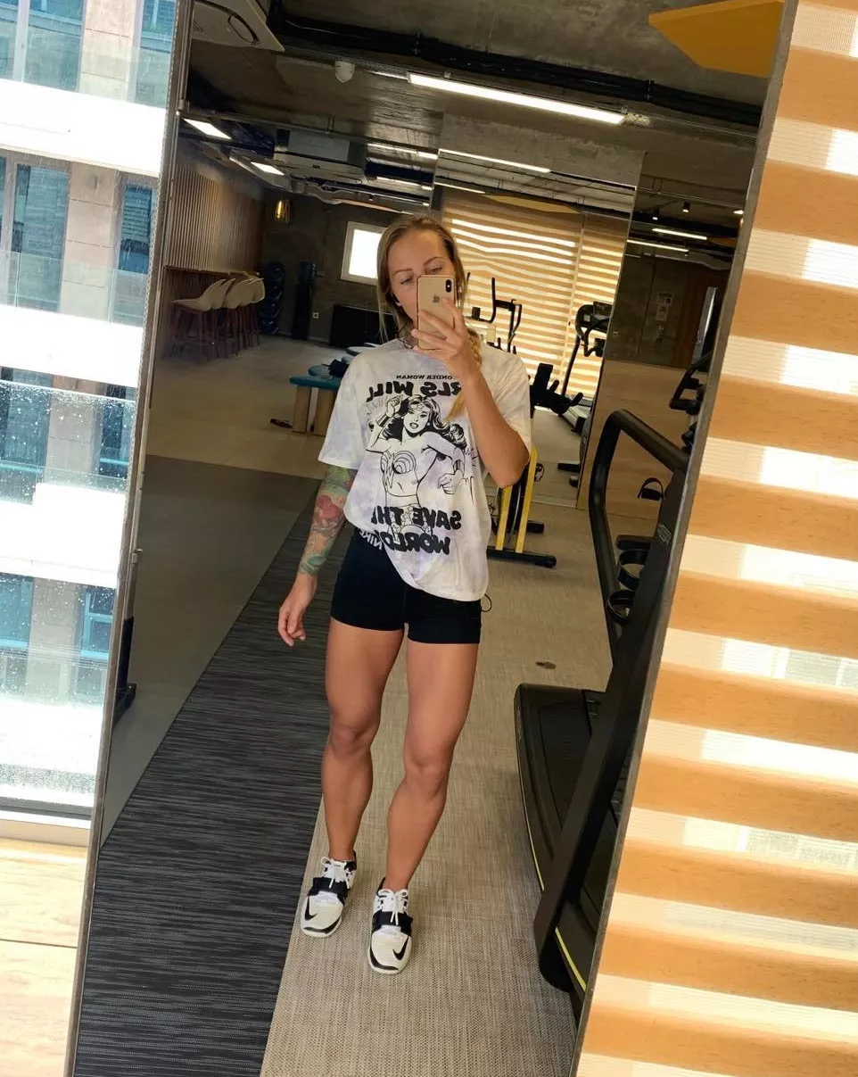 Felt cute might delete later 🐭 Felt cute might delete later 🐭