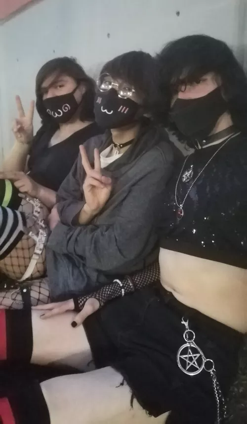 Hanging out on the park :3