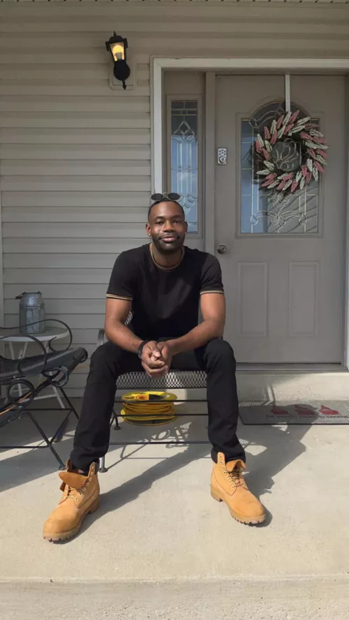 Happy Sunday☀️ May The Weekend Come Back Around Quickly 😮💨