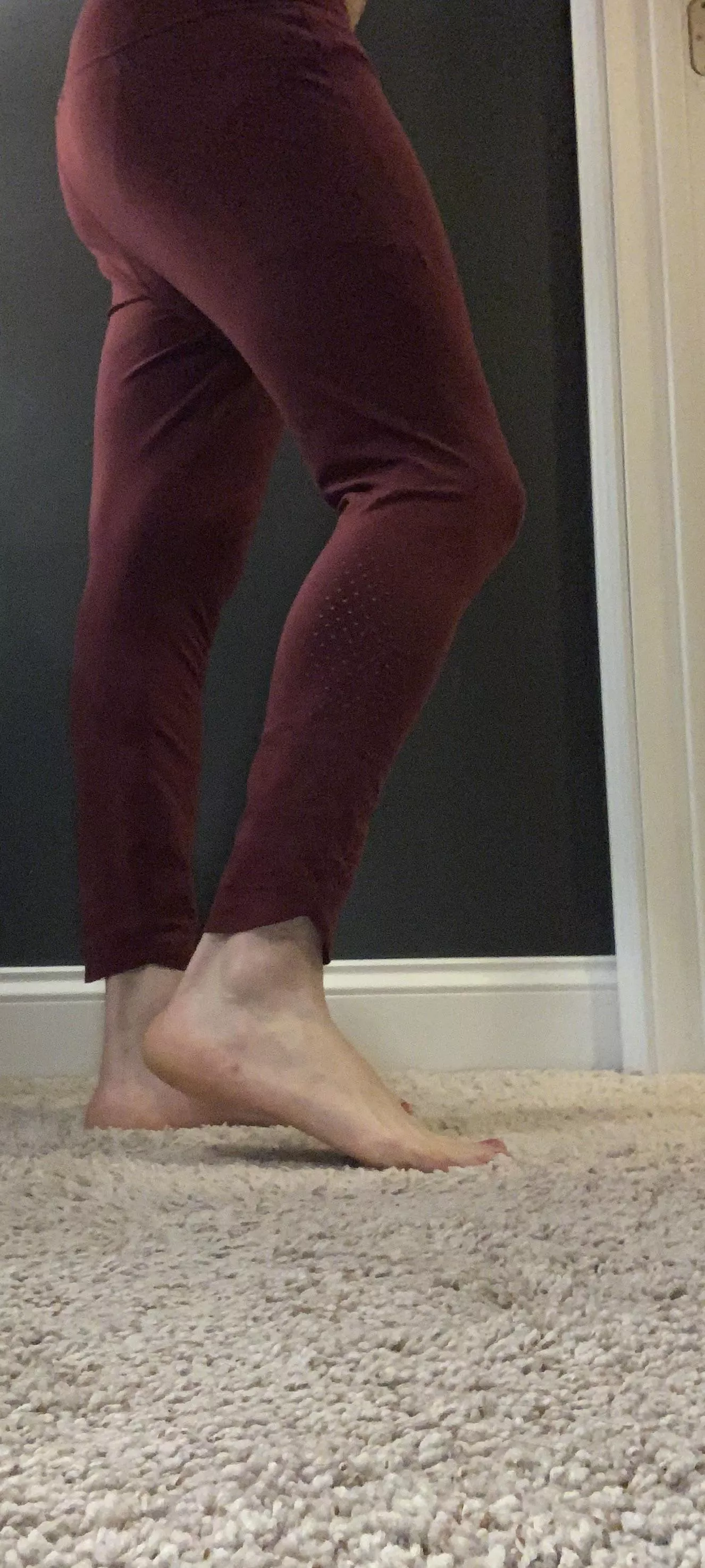 I feel amazing!! Painted toes and yoga pants!! DMs open!
