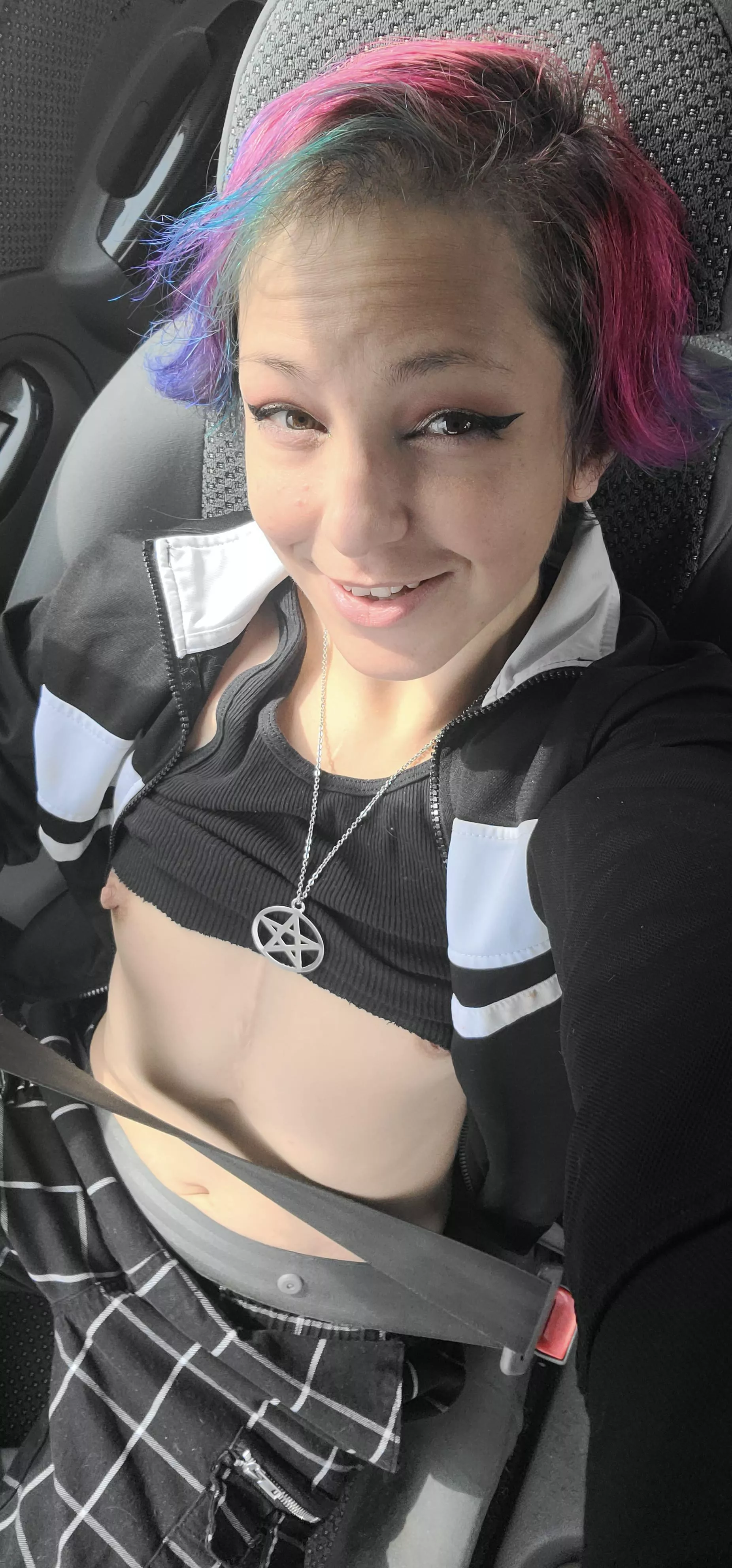 I just resaturated my hair, that's what you're looking at right?