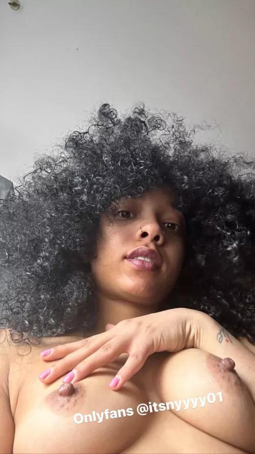 I’d look better with your cum dripping down my fat lips