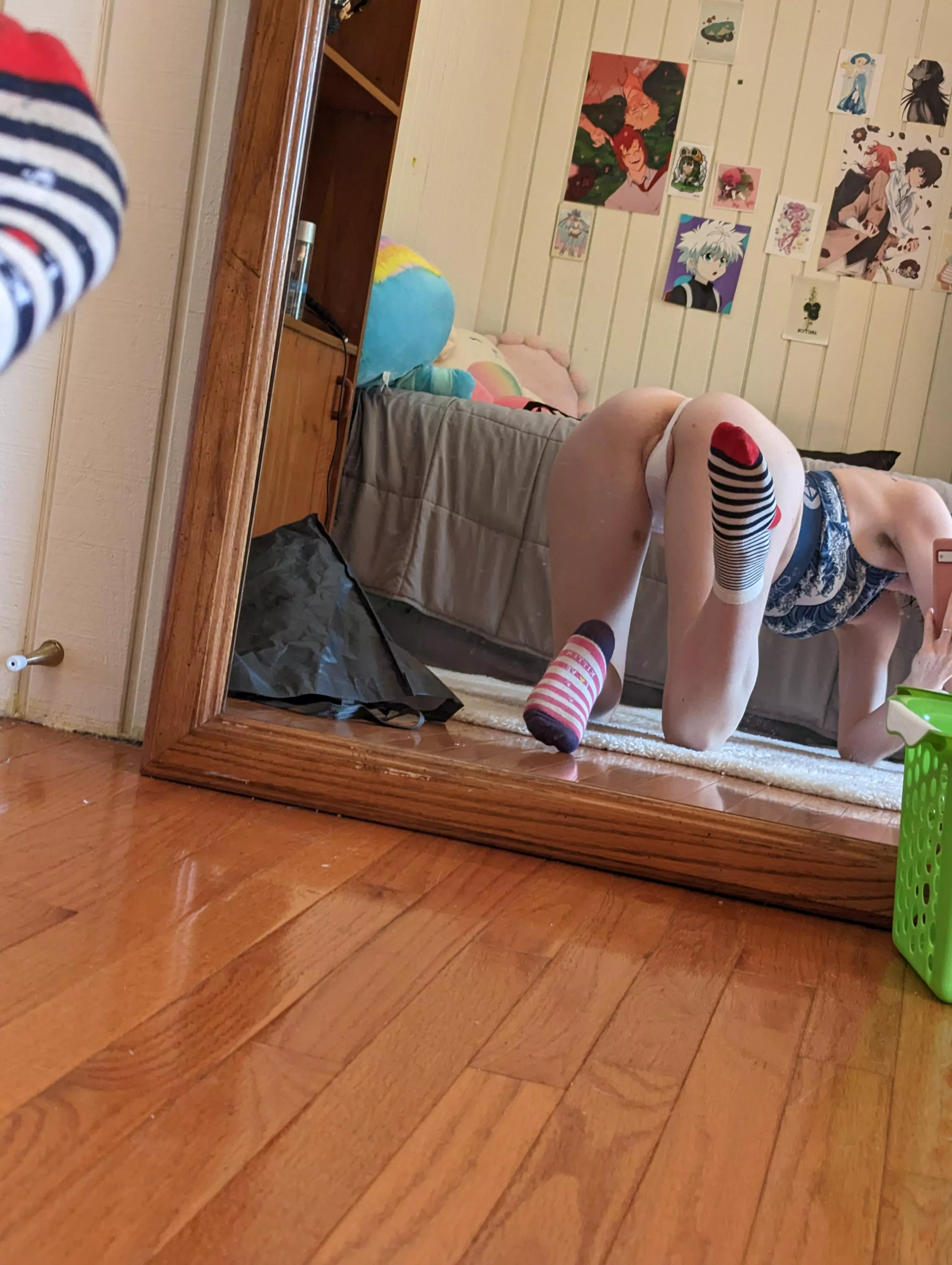 I'm addicted to cute socks. I wanna put them in my mouth