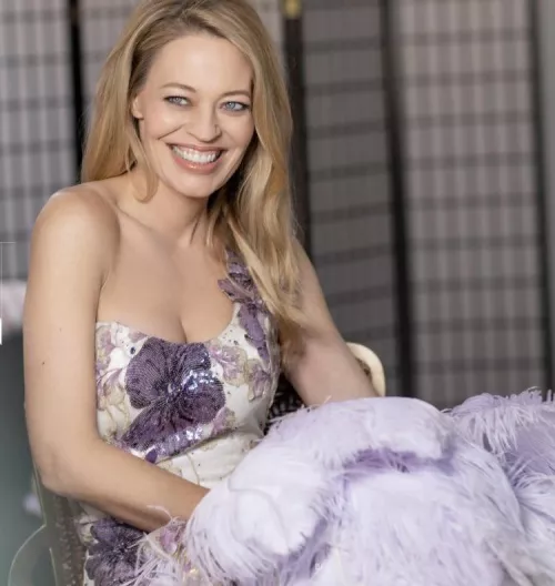 Jeri Ryan