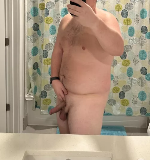Just a chubby dude hanging around nude