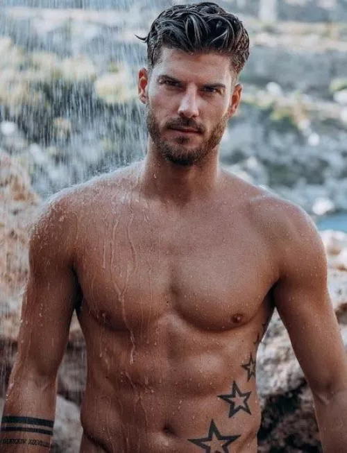 “Kevin Lutolf” …