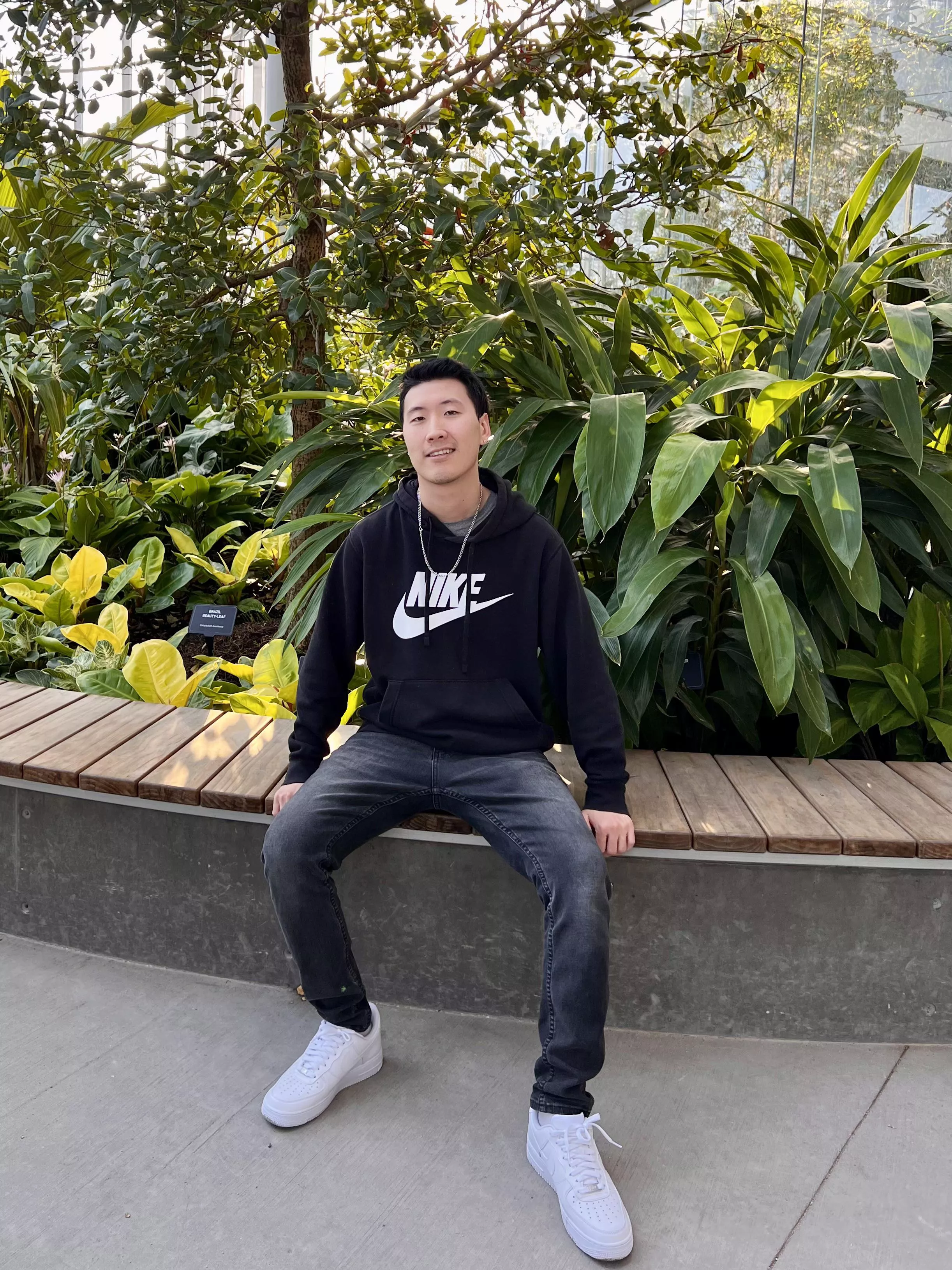 Kimchi boi wandering around in oasis 😇