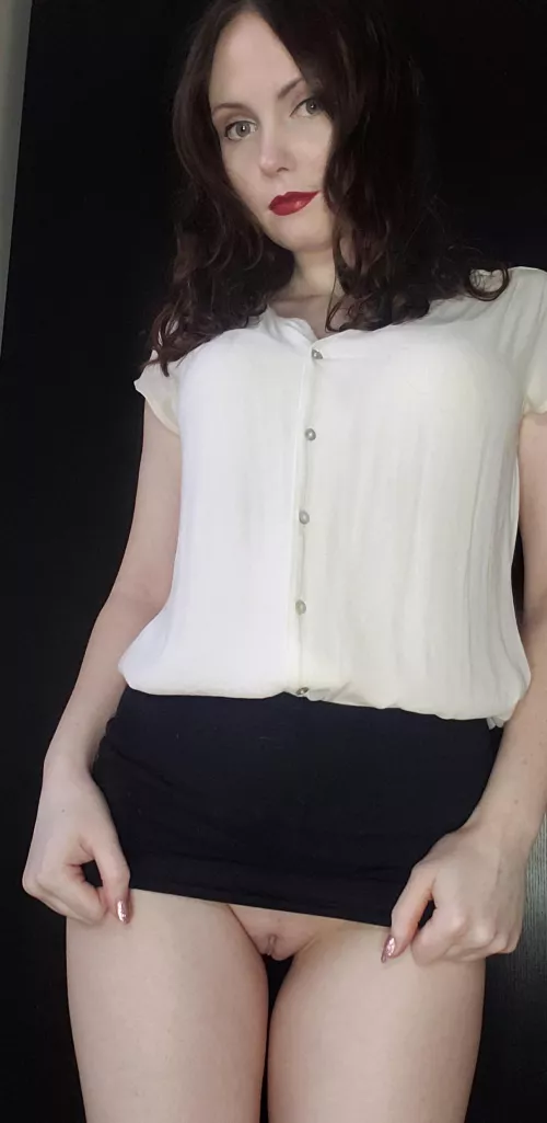 No panties = easy access