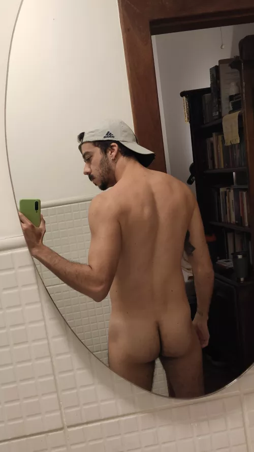 Not a big bum, but feel cute still 😁