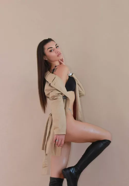 Not the longest but still sexy