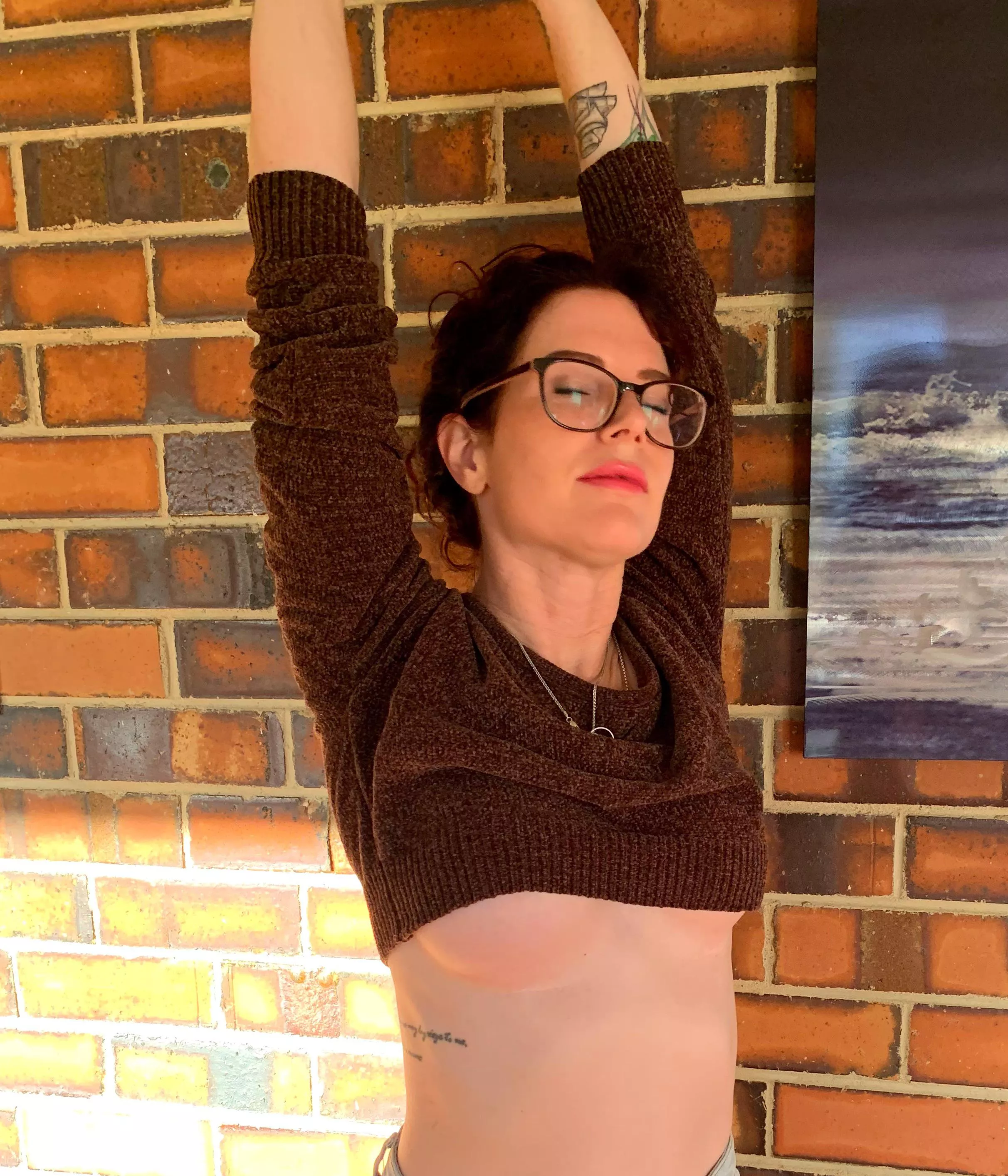 Nothing like a good stretch [F]