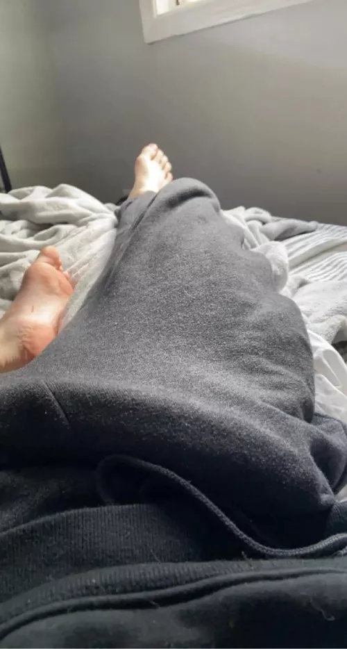 Rate my bulge (Virgin btw)