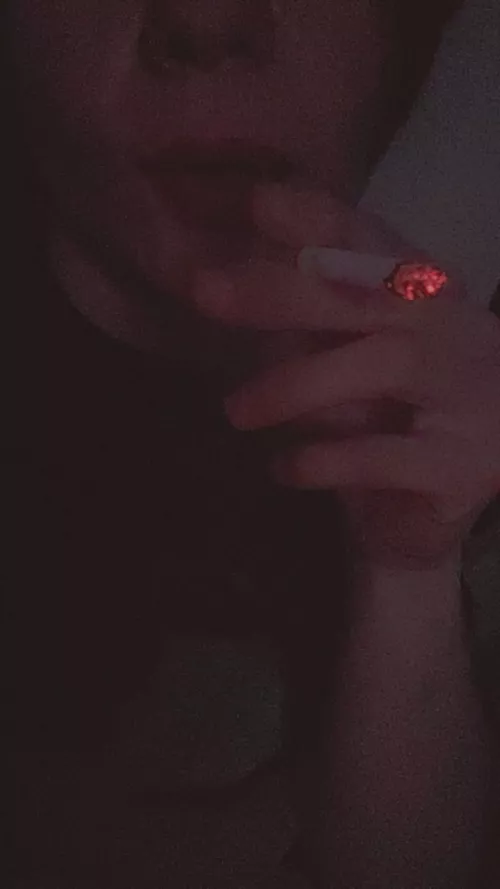 Sleepy Girl. Getting a Few Smokes in Before Bed. 🤘