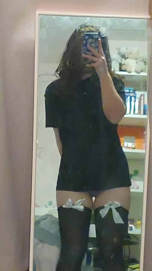 these thigh highs make me feel like such a pretty slut