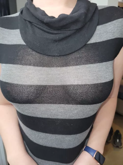 This is what I wore out to lunch. I hope everyone got a good look