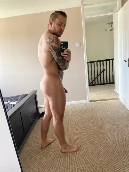 Who would eat my ass?