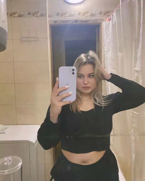 Would you fuck such a hot milf?