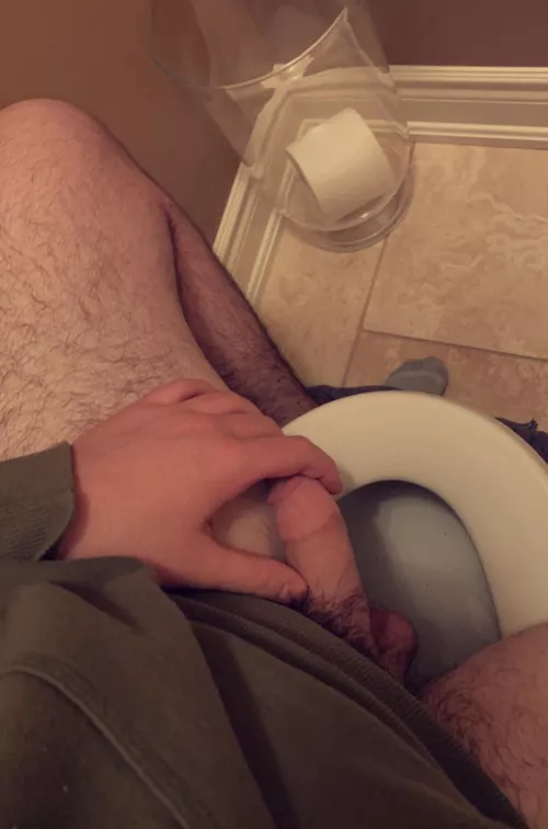 22 just free balling hahah hmu to chat sc matthewryck