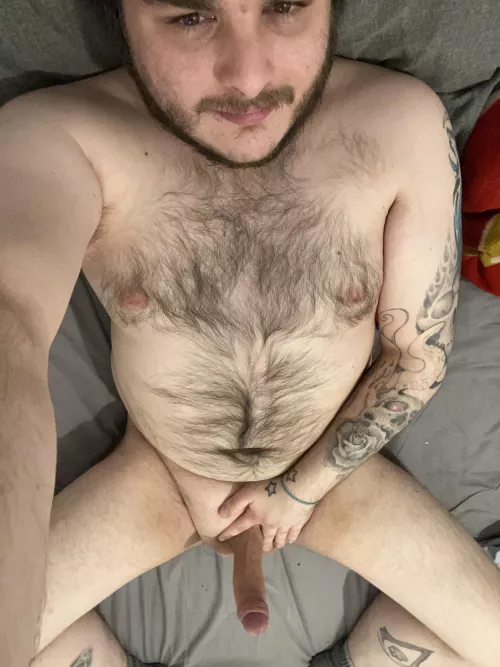Any ladies like their men thicc and hairy?
