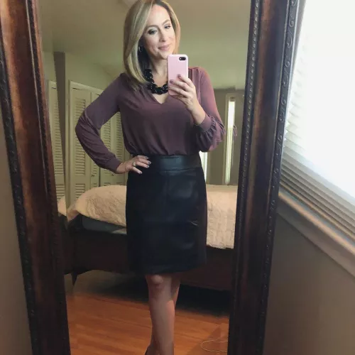 Businesswoman milf