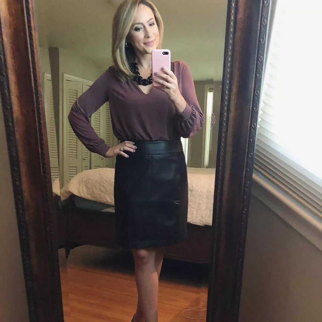 Businesswoman milf