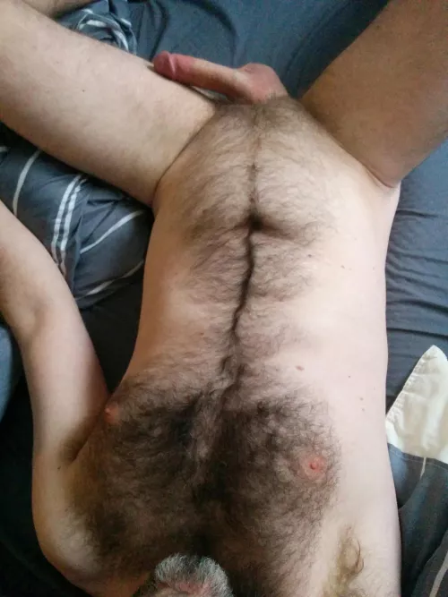 Get my chest hair wet