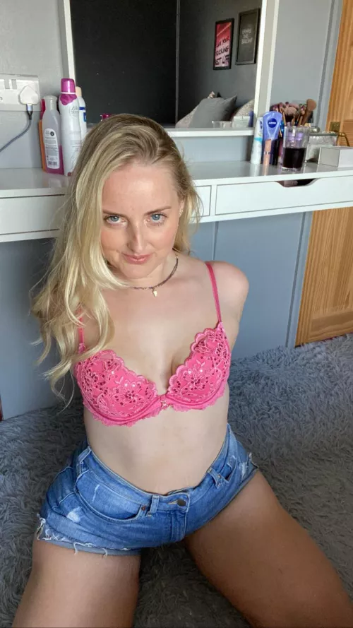 Guys love blondes with blue eyes right?