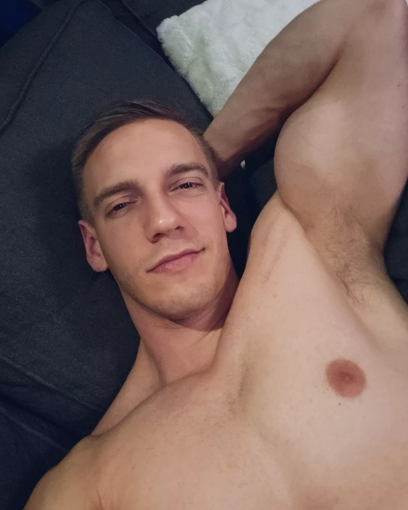 Hi, nice to meet you 😜!