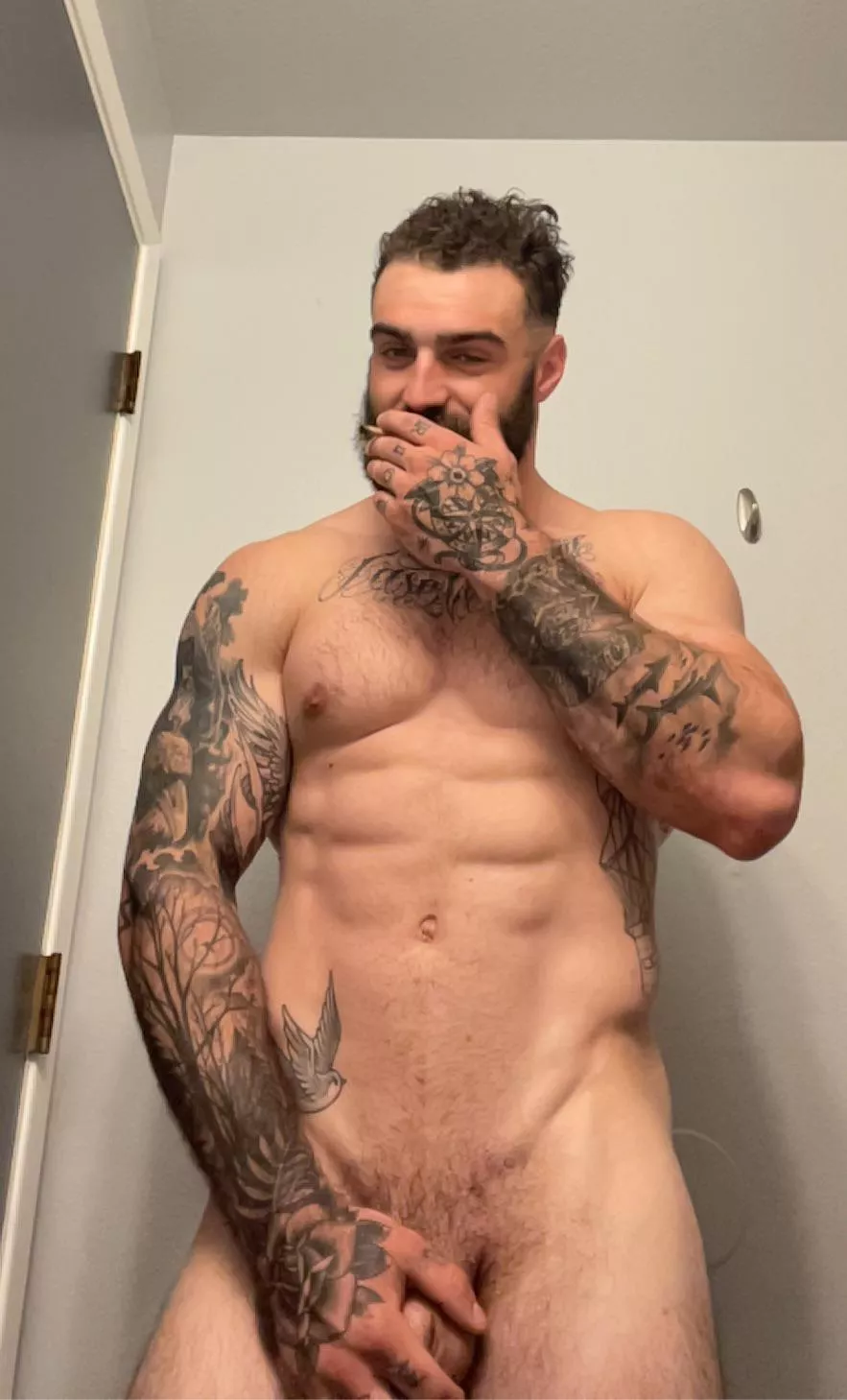 I see you peekin😏