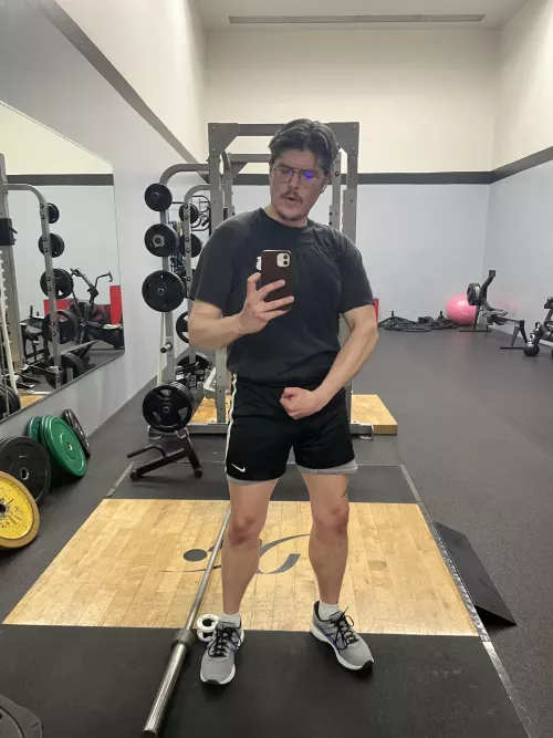 I’m fighting off my broken heart by trying to improve myself! 😌👟