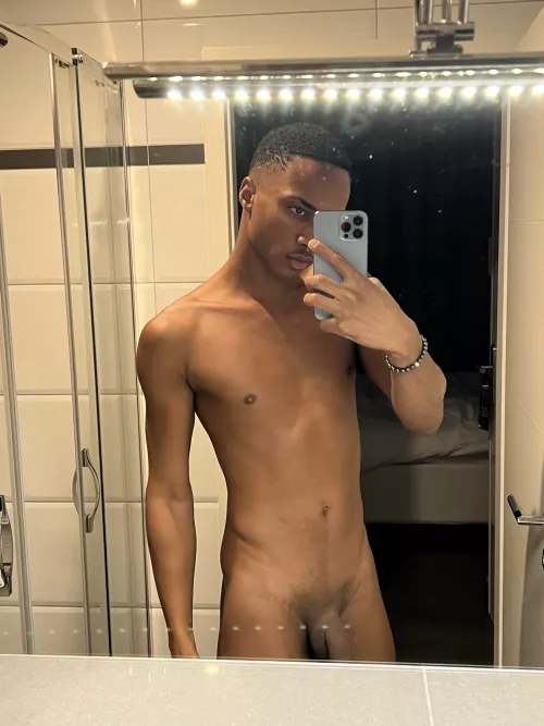 Just a typical mirror selfie