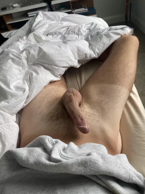 Me laying in bed waiting for you 🙈