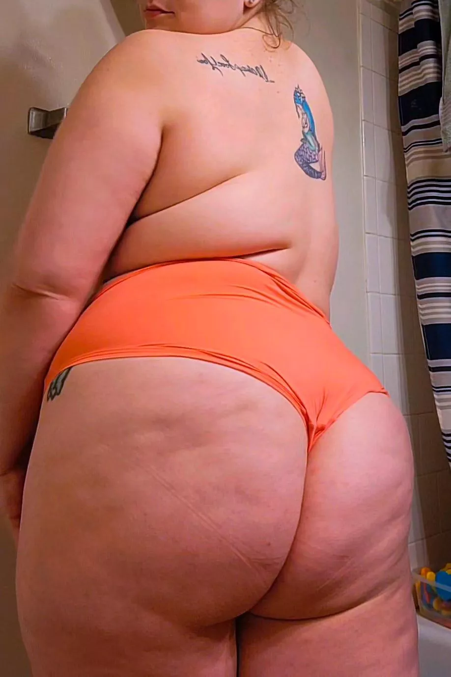 Need a big boy to handle this 💦