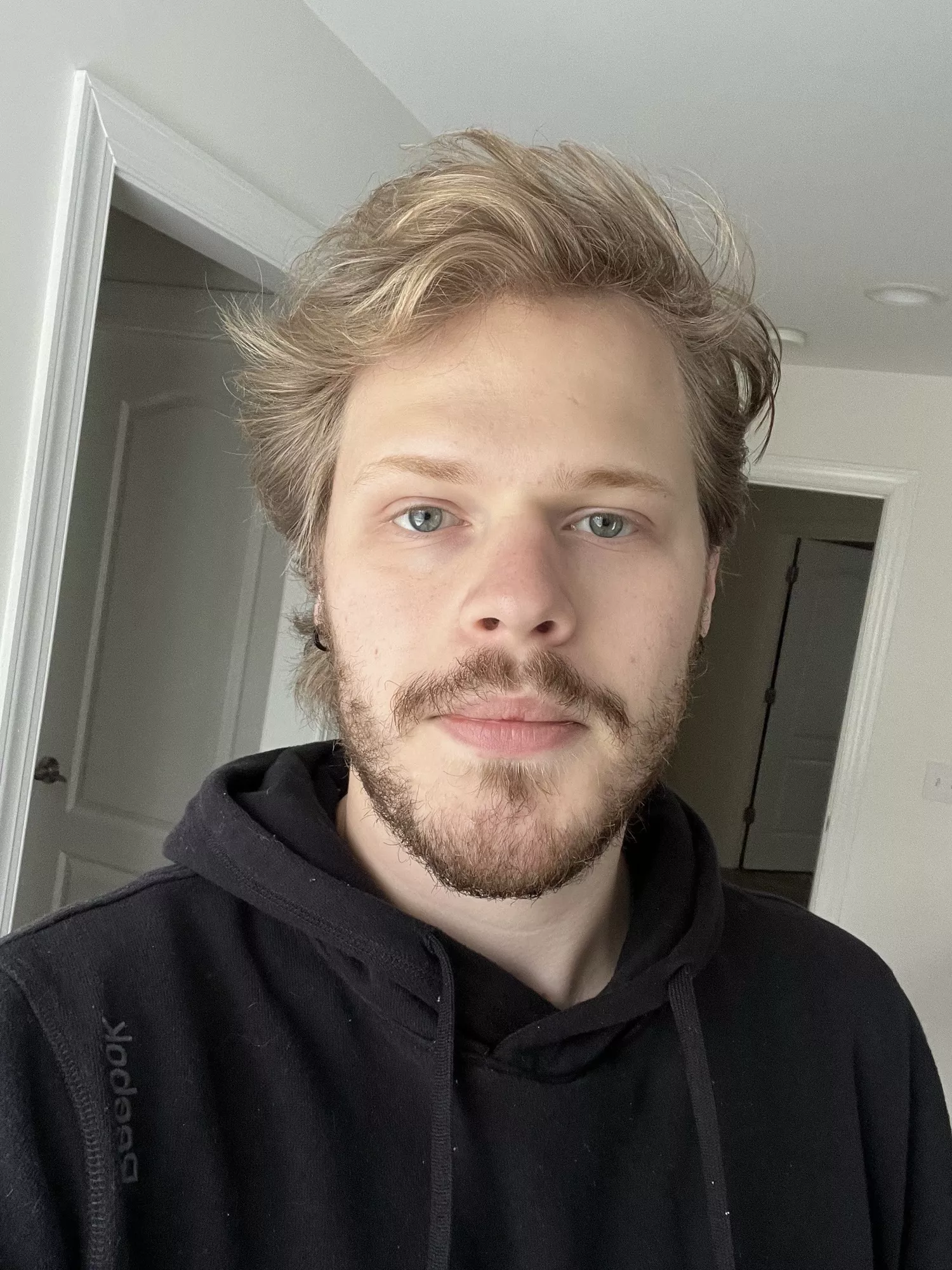 Overcast days call for hoodies and hot coffee 🙌🏻