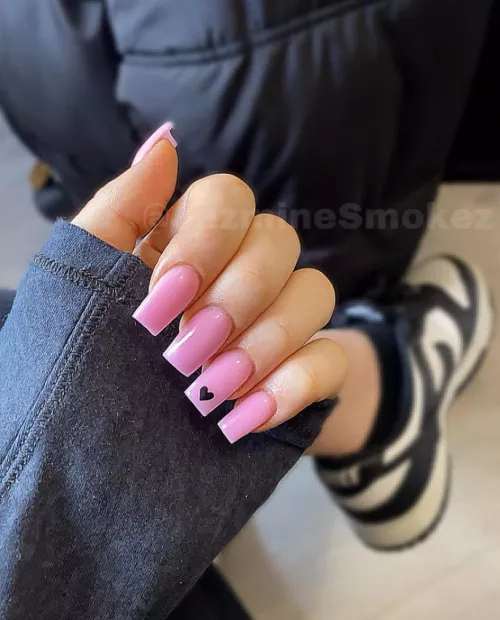 rate my mani 😋💅🏻