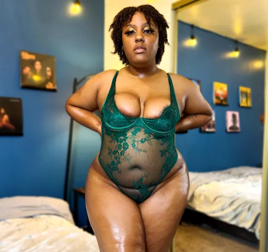 Tell me about your day at work, babe